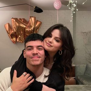 14 February: check out new pic from last year of Selena with Aaron Dominguez