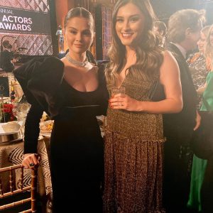 11 March: new pic and video of Selena with Olivia Soto from the SAG Awards