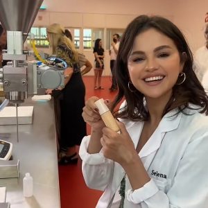 10 July: Selena on TikTok: Got to see my factory in italy!