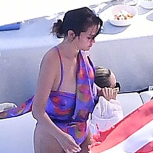 8 August: Selena looks “Hot Girl Summer” on a yacht in Amalfi Coast, Italy
