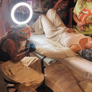 27 August: Selena recently got a new tattoo