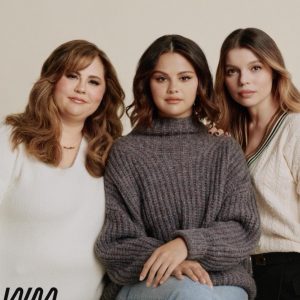18 November: Daniella Pierson shared new pics with Selena from last year’s photoshoot for Wondermind