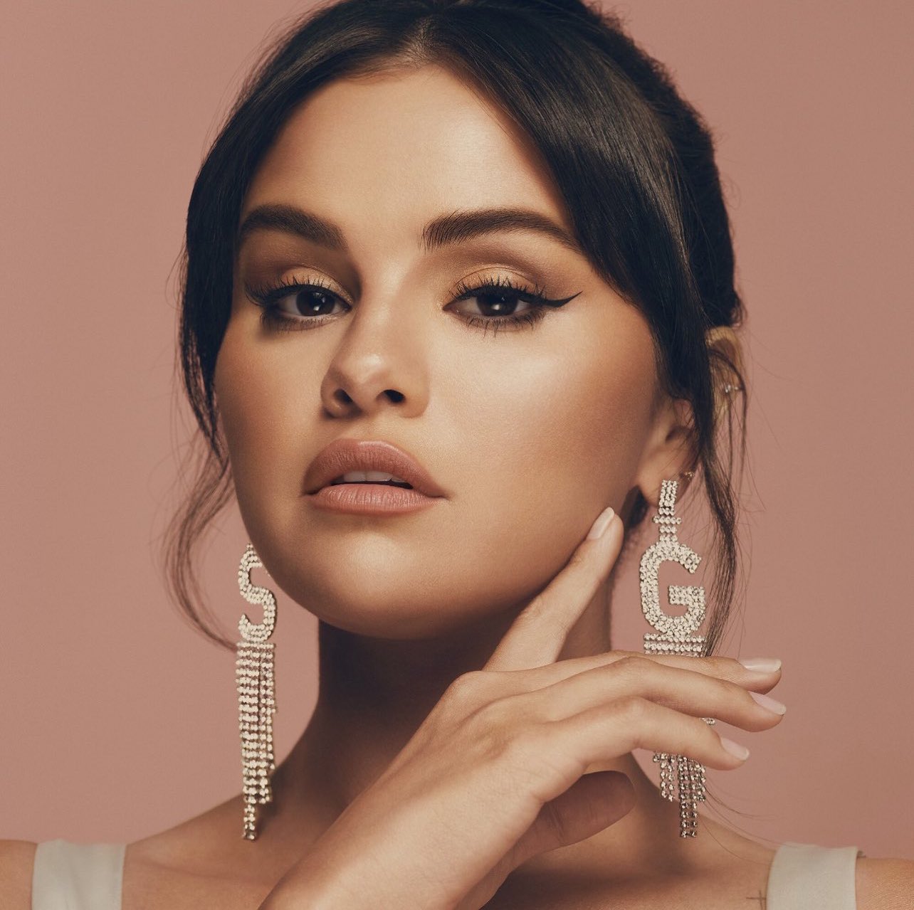 Celebrity and royalty style. on Instagram: “#NEW Selena Gómez in