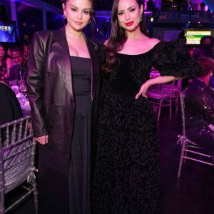 11 December: new picture of Selena with Sofia Carson at CNN Heroes