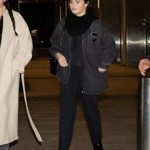 21 March: Selena leaving restaurant Nobu in New York