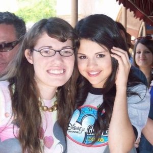22 July: check out new rare pictures with Selena at Disney Games 2008