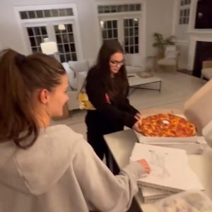 27 July: Selena and friends having a pizza party