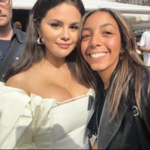 27 September: more new fan-taken pics and videos of Selena in Paris