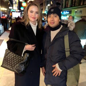 New pics of Selena with a fan in New York on December 13