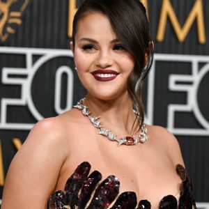 15 January: Selena attending Emmy Awards