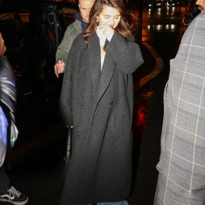 18 February: Selena arriving at the Bvlgari Hotel in Paris