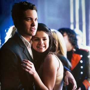 6 April: check out new HQ outtake with Selena & Drew Seeley from ‘Another Cinderella Story’