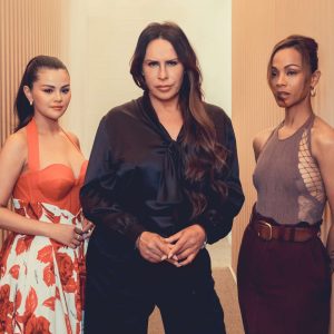 21 May: Selena with Zoe Saldana & Karla Sofia Gascon posing for ‘Telerama’