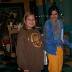 22 July: new rare pics of Selena with fans from set of ‘Wizards Of Waverly Place’ from 2007