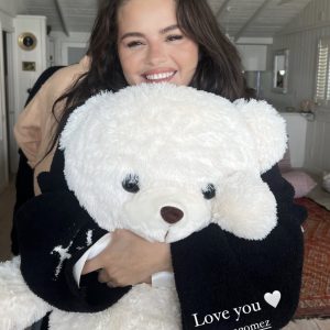 22 July: Selena posing with taddy bear on her Birthday