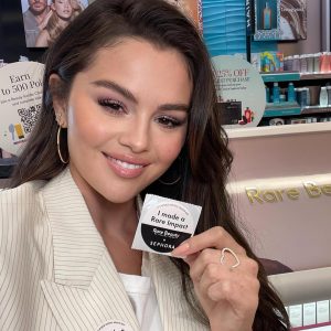 4 October: more new pics of Selena for Sephora’s ‘Make A Rare Impact’ campaign