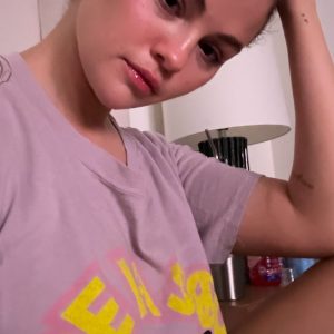 4 October: new selfie of Selena