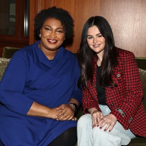 17 October: Selena shared new picture with Stacey Abrams via Instagram