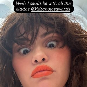 21 June: new pics from Selena’s Instagram stories