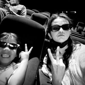 26 July: new pic & a video of Selena with her god daughter Aubriella