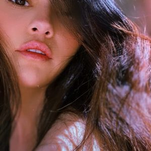 24 July: new amazing selfie of Selena