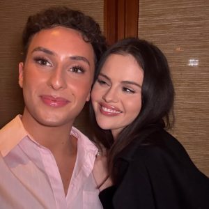 9 July: new pics & videos of Selena at the Rare Beauty dinner