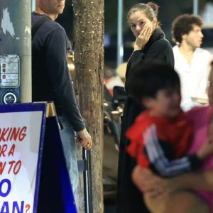 15 August: Selena is out for dinner in Los Angeles