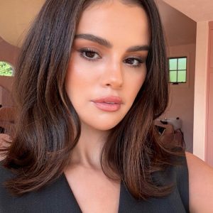 17 September: new amazing selfie of Selena