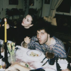 30 September: new picture of Selena & Benny