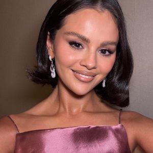 29 October: new selfies of Selena at the third annual Rare Impact Fund Benefit Gala