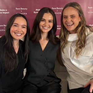 9 October: new pic of Selena with Rare Beauty team