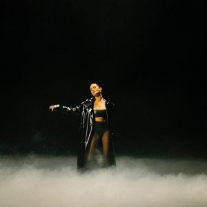 24 October: Selena shared more behind the scenes content from making ‘In The Dark’ music video