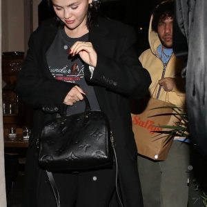 15 November: Selena spotted leaving Saffy’s in Los Angeles