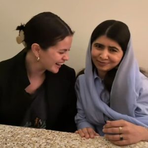 15 November: Selena & Malala Yousafzai together at the restaurant