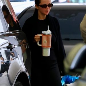 23 December: Selena spotted leaving a skin care centre in Beverlly Hills