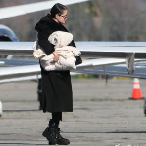 29 December: Selena spotted arriving at the airport in Van Nuys, California