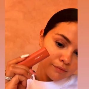 10 December: new video with Selena for Rare Beauty