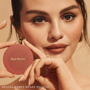 11 January: new promo picture of Selena for Rare Beauty