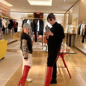 25 January: new picture of Selena with Gracie