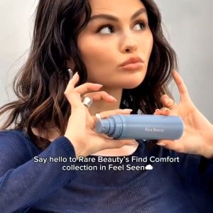 24 January: new promo video with Selena for Rare Beauty