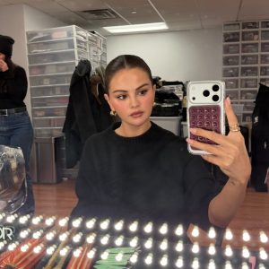 20 February: new selfies of Selena