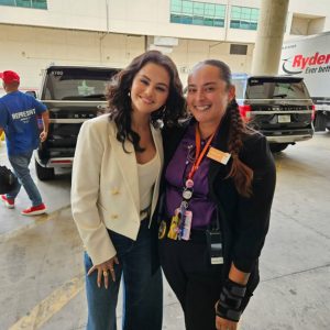 13 April: Selena with a fan in Orlando