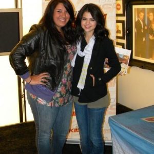 4 May: new selfies of Selena with fans on KIIS FM back in 2010
