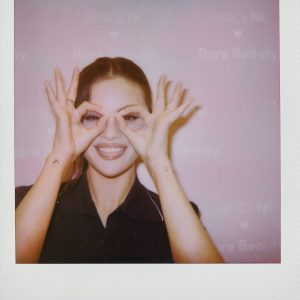 1 June: new pics & a video of Selena from the Rare Beauty Event in London