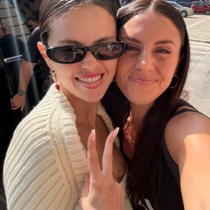 24 July: more selfies of Selena with a fan in Italy