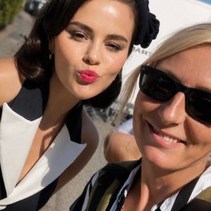 11 July: new selfie of Selena with a fan in London