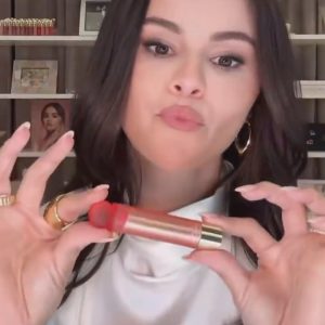 9 July: new videos with Selena for Rare Beauty