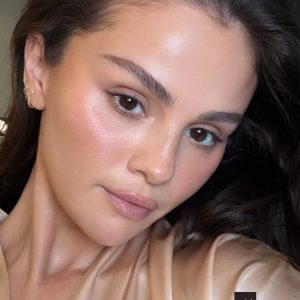 9 September: new selfies from Selena’s Instagram Srtories