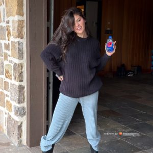 24 September: new personal picture of Selena