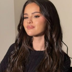 25 September: new breathtaking selfies of Selena from New York